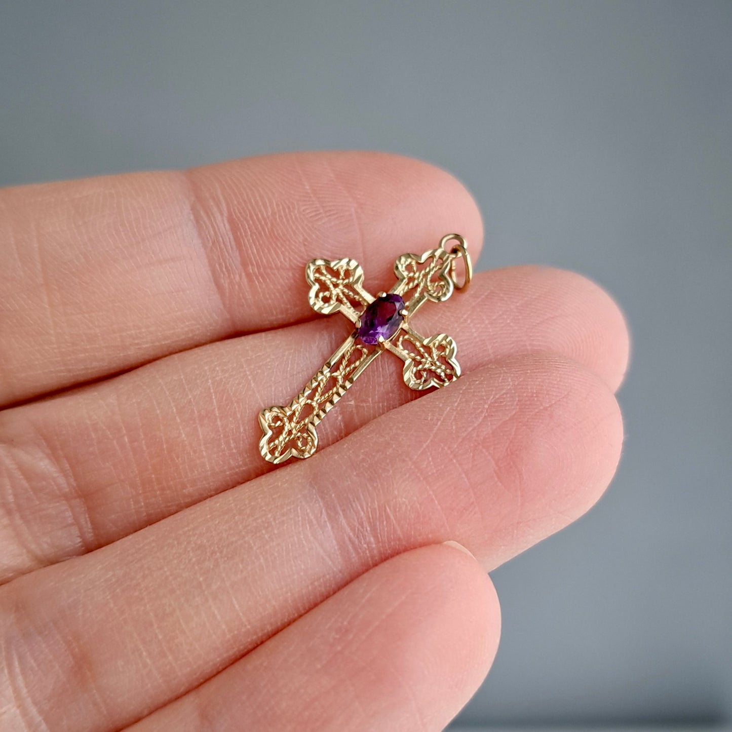 Vintage 9ct Gold Amethyst Cross Pendant