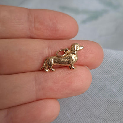 Vintage 9ct Gold Dachshund Charm, 1970