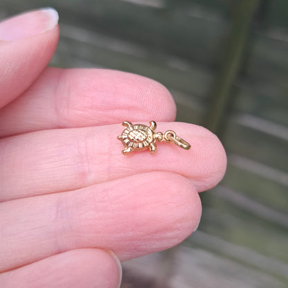 Mini 9ct Gold Puffy Tortoise Charm / Pendant