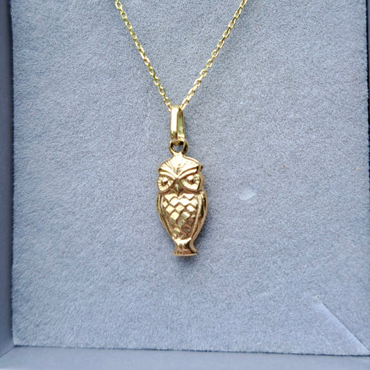 Mini 9ct Gold Owl Charm / Pendant