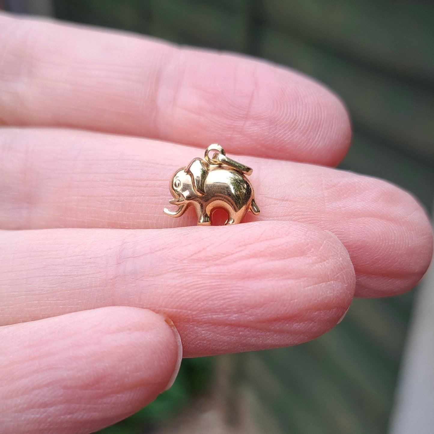 Mini 9ct Gold Puffy Elephant Charm / Pendant