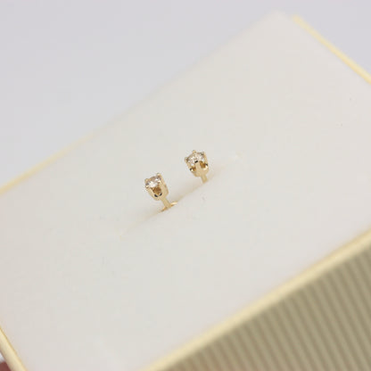 Pre-owned 14ct Gold and Diamond Stud Earrings