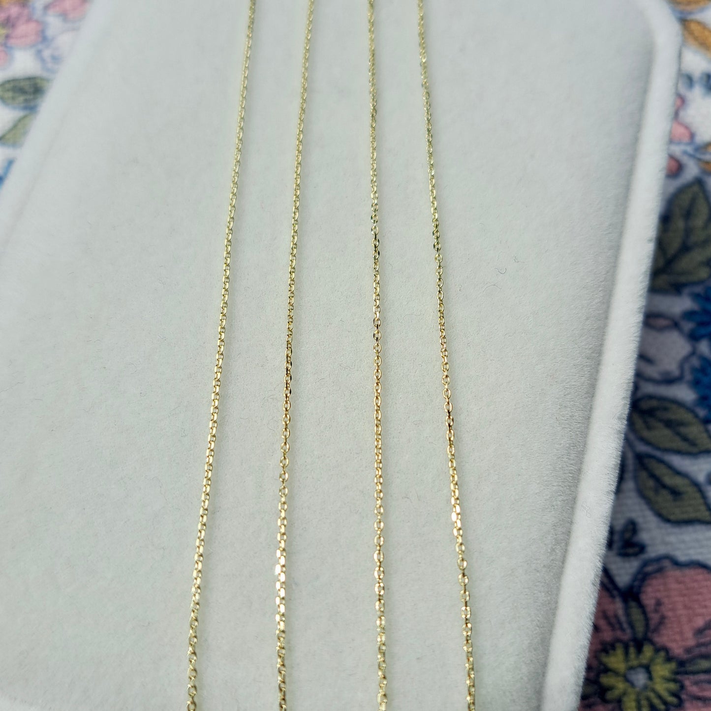 Solid 9ct Gold Fine Belcher Chain Necklace, 0.8mm