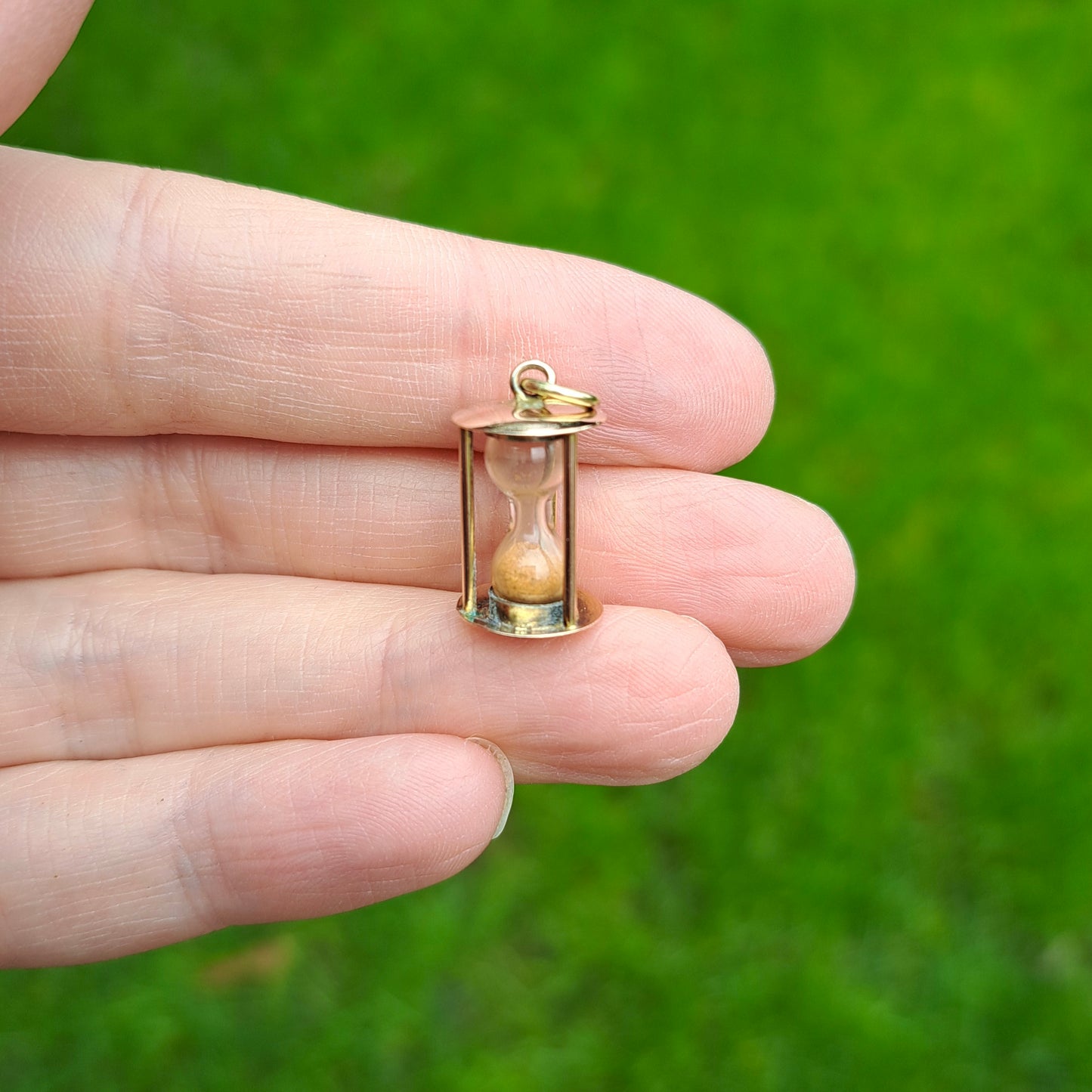 Vintage 9ct Gold Sand Timer / Hourglass Charm, 1960s